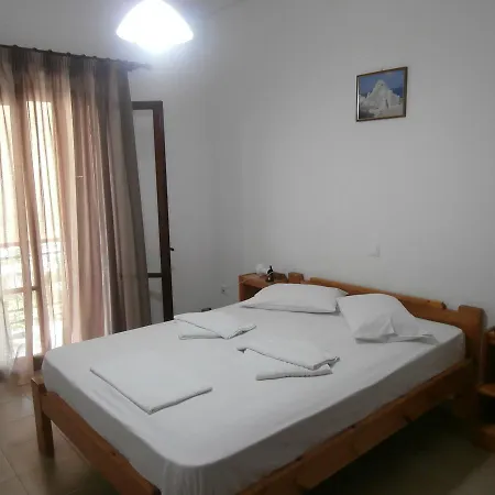 阿里斯酒店 酒店