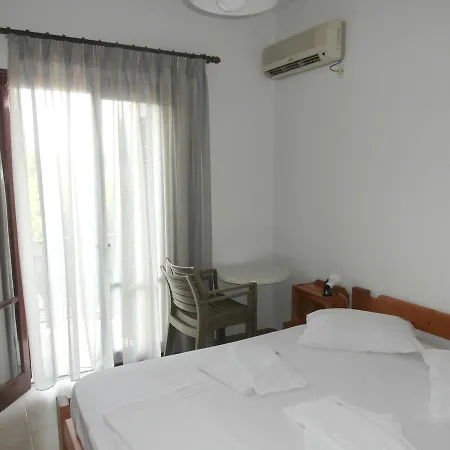 Aris Hotel